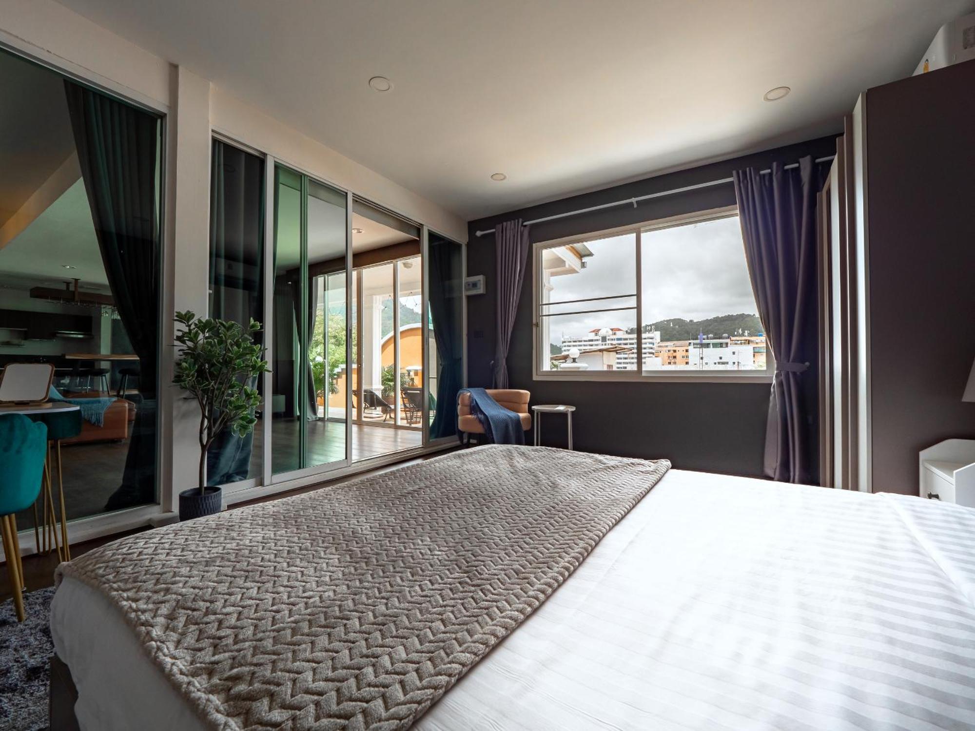 Grand Orlov Apart Hotel Patong Exterior photo