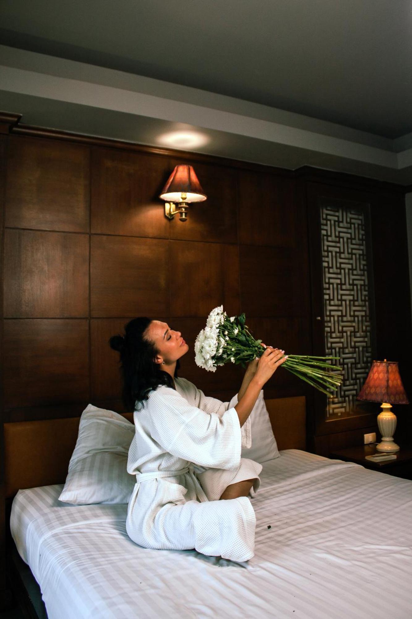 Grand Orlov Apart Hotel Patong Exterior photo